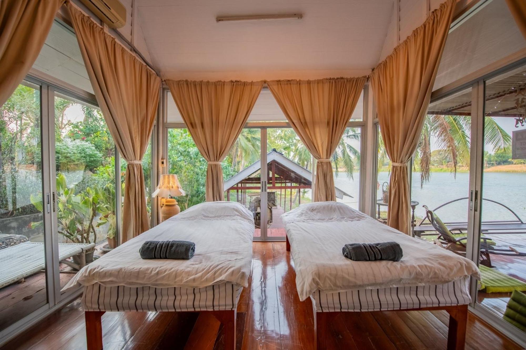 River Flow House Bangtanod Photharam ภายนอก รูปภาพ